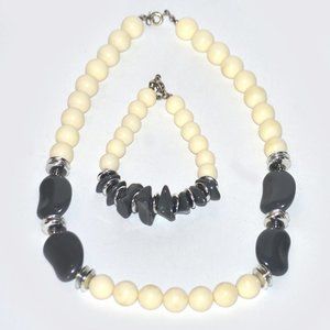Vintage Off-White & Gray Beaded Necklace &Bracelet